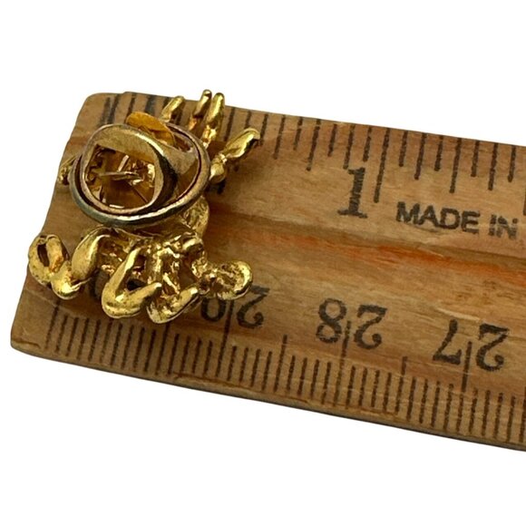 Whimsy Crab Lapel Pin Vintage Rhinestones Faux Pearl Belly Gold Tone Summer Fest - Picture 6 of 6